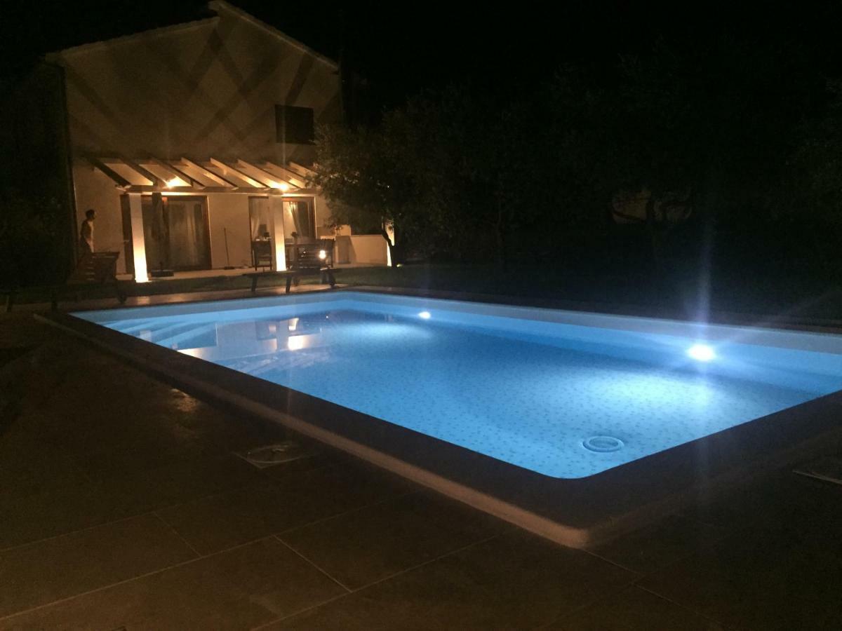 Pool Premium Apartment Vrsar Bagian luar foto
